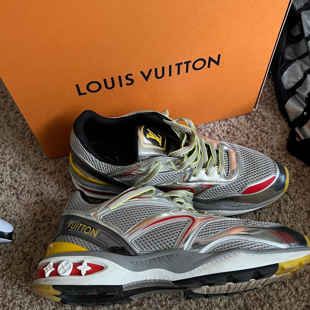 Louis Vuitton Trail Sneakers sz 10.5